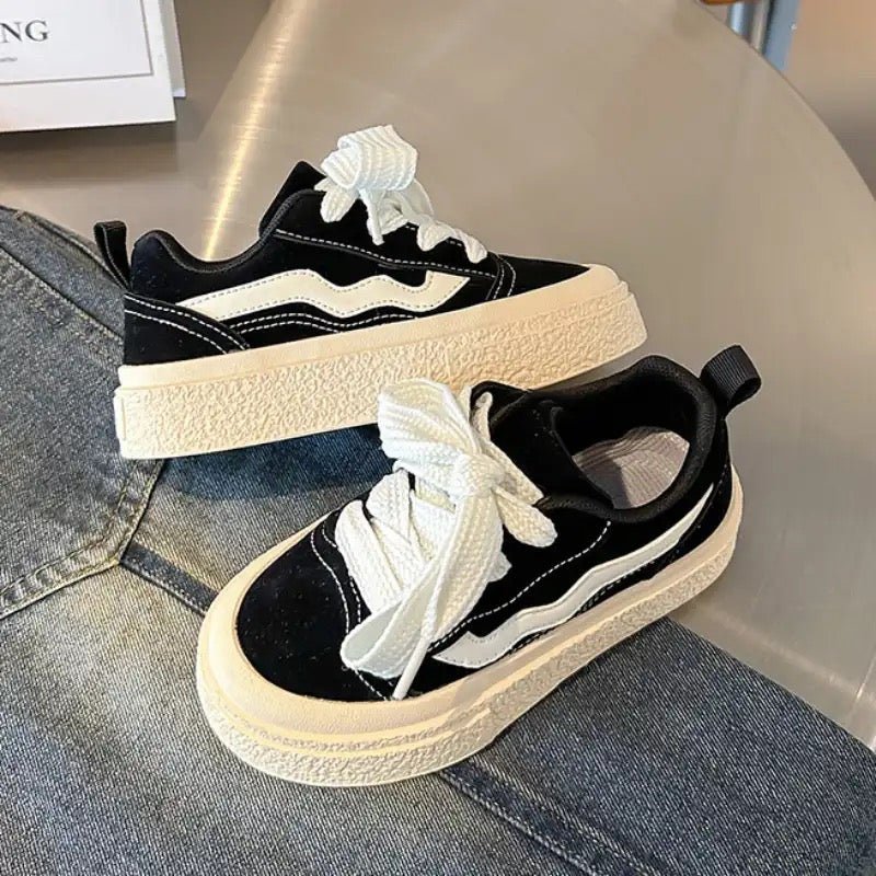 Funky Kinder Sneakers - Stijl en Comfort voor Avontuurlijke Voetjes